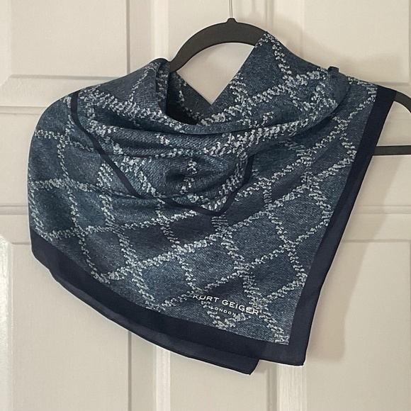 Kurt Geiger London Silk Scarf - Navy - NWT - Picture 1 of 14